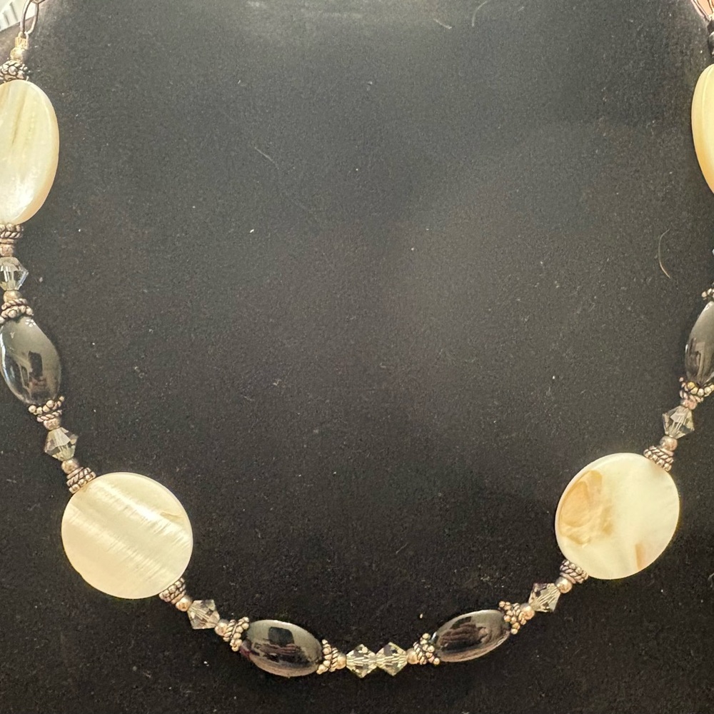 Elegant Black onyx and shell Women's Necklace